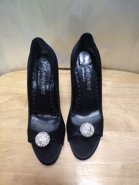 Vintage Yves Saint Laurent Pumps Heels Black 37.5